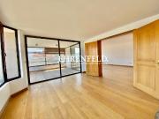 Las Torcazas, Las Condes. Departamento con vista panorámica