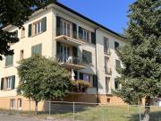 Der See und die Alpen in Sichtweite