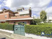 Latina 10 vani 270mq