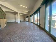 LATORRE PROP. ALQUILA LOCAL EN AV. JUAN B JUSTO E ITALIA