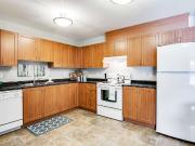 Laurel Gardens 2 Bedroom Apartment for Rent at 2824 22...