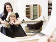 Lausanne Coiffeursalon mit Beauty Stand zu verkaufen