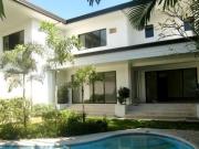 Lavishly House and Lot for Rent in Bel Air Village,...
