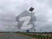 Lda city lahore d block 1 kanal facing park plot...