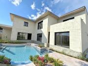 Le Cap d’Agde Villa contemporaine de standing avec...