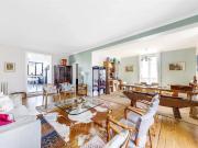 Le Chesnay Plateau Saint Antoine Duplex familial de 218....