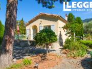 Une villa très bien entretenue dans un environnement...