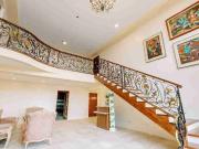 Le Metropole Bi Level penthouse for rent and sale