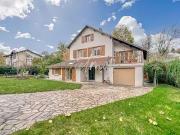 Le Pecq 78230 Location maison 12 pièces t12 piscine terrasse