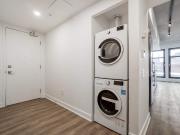 Le Petit Laurent Studio Apartment for Rent at 1424 Boul...