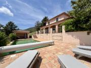 Le Plan de la Tour Villa avec piscine à 1km du village