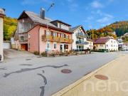 Le Pont: Grundstück an den Kais mit Garten und Tiefgarage