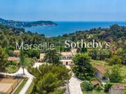 Le Pradet Mas avec vue mer, piscines, terrain de tennis...