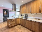 Le presentamos un exclusivo piso de 171 m2 en el centro...