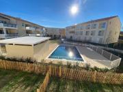 LE PUY SAINTE REPARADE APPARTEMENT T2 TERRASSE ET PARKING