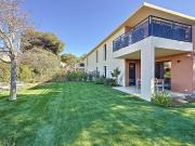 Le Rayolet Appartement T3 récent avec grand jardin