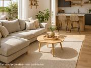 Le Tréport coeur de ville face au bassin du Port de...