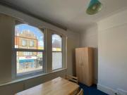 Lea Bridge Road, London, Studio Flat For