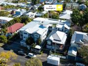 Leafy Inner City Apartment Just 5km from the CBD