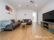 Leafy Lifestyle Living – Walk to Shops, Parks & the...