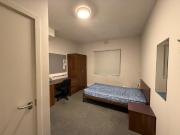 Lease takeover — Large ensuite at Portland House