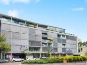 LEASED LUXE I Luxury Urban Lifestyle I Unfurnished 1...