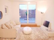 Leben im Grünen | 2 Zimmer Wohnung im 1. Dachgeschoss |...