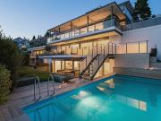 Leben mit Pool, grosser Terrasse und Limmatblick