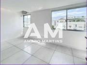 Leblon. Frente ao metrÃ Antero de Quental. Modernizado...