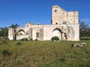 Lecce Masseria Storica del '900 con 4 Ettari di...