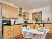 Leeds, 2 Bedroom Maisonette