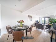 Leeds City Center, Leeds LS9, 2 bed flat to rent, £2,775...