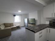 Leen Gate, Lenton NG7, 5 bed flat to rent, £2,000 pcm |...