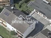 Leeres und zum größten Teil entkerntes Bestandsgebäude...