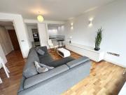 Leftbank, Manchester M3, 2 bed flat to rent, £1,800 pcm...