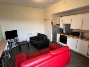 Leith Walk, Edinburgh EH6, 5 bed flat to rent, £2,850...