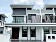 Lelong SemiD di Sepang Enstek Monthly 2000 sahaje