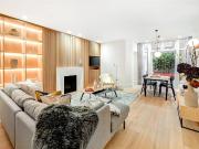 Lennox Gardens, London SW1X, 2 bed flat to rent, £8,450...