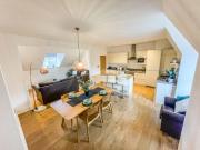 Lenton Avenue, Nottingham NG7, 2 bed flat to rent,...