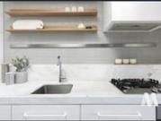 LEO Sophisticated and Stylish