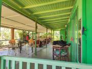 Leon Propiedades vende parcela plana con 2 casas en...