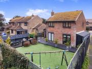 Leonard Road, Greatstone TN28, 4 bed detached house to...
