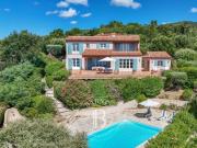 LES ISSAMBRES VILLA PROVENÇALE VUE MER PANORAMIQUE