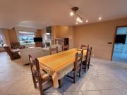 Les Moeres Maison mitoyenne comprenant au rdc sas...