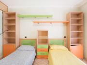 Letti in affitto in appartamento con 2 camere da letto a...