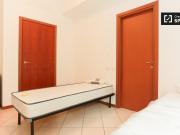Letto in affitto, appartamento con 4 camere da letto,...