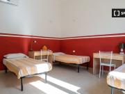 Letto in affitto in appartamento con 1 camera da letto a...