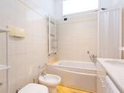 Letto in affitto in appartamento con 3 camere da letto a...