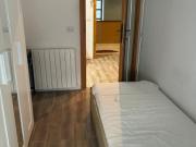 Letto in affitto in appartamento con 5 camere da letto a...