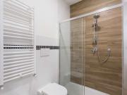 Letto in affitto in appartamento con 6 camere da letto a...